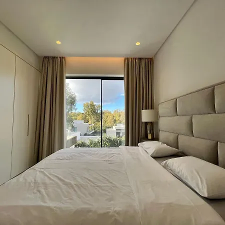 Esenzia Arboleda Villa Estepona